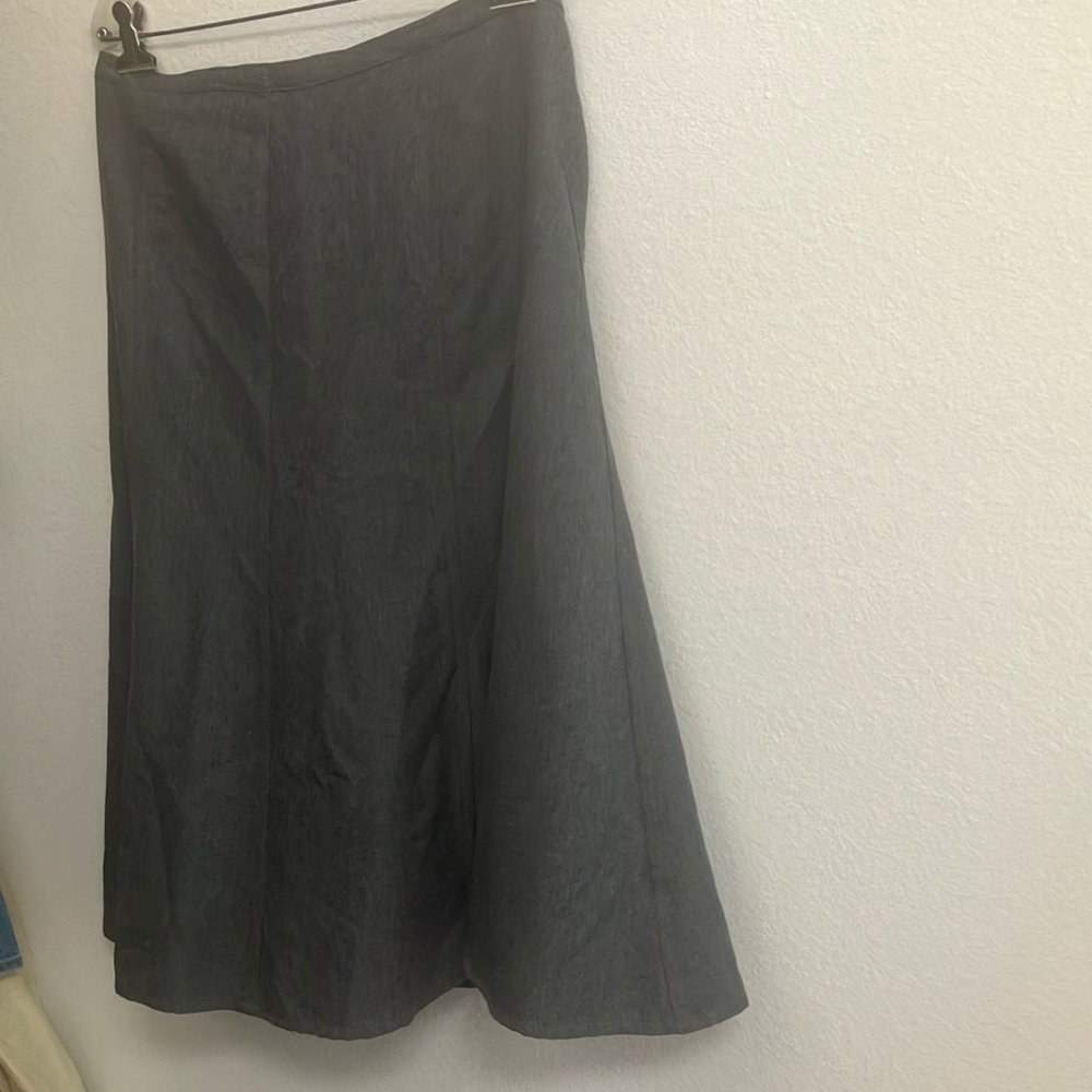 FINAL MARKDOWN white stag skirt medium
